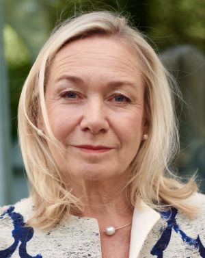 Portrait mit Blick in die Kamera